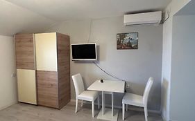 Apartments Spalj 1 I 2